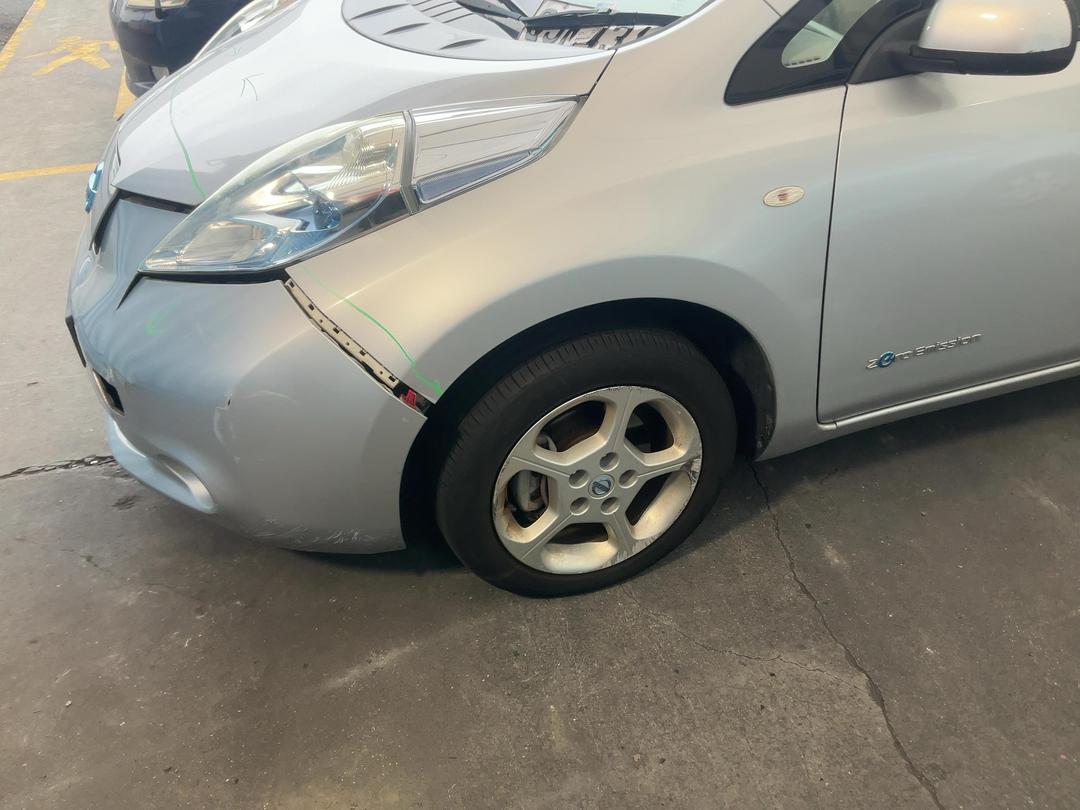 Photo '6' of Nissan Leaf