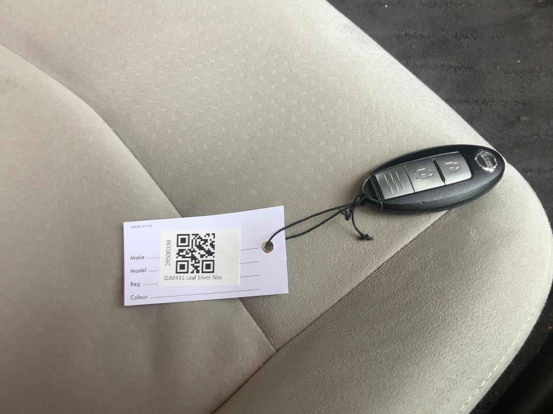 Photo '19' of Nissan Leaf