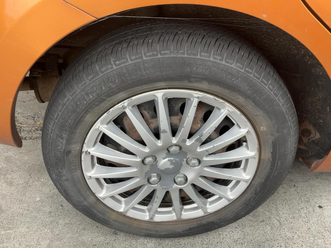 Photo '12' of Nissan March