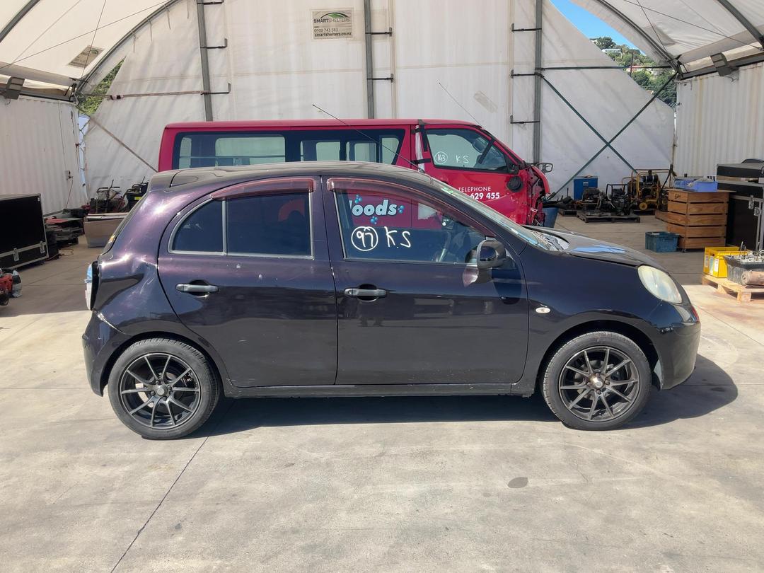 Photo '9' of Nissan March Photo '9' of Nissan March
