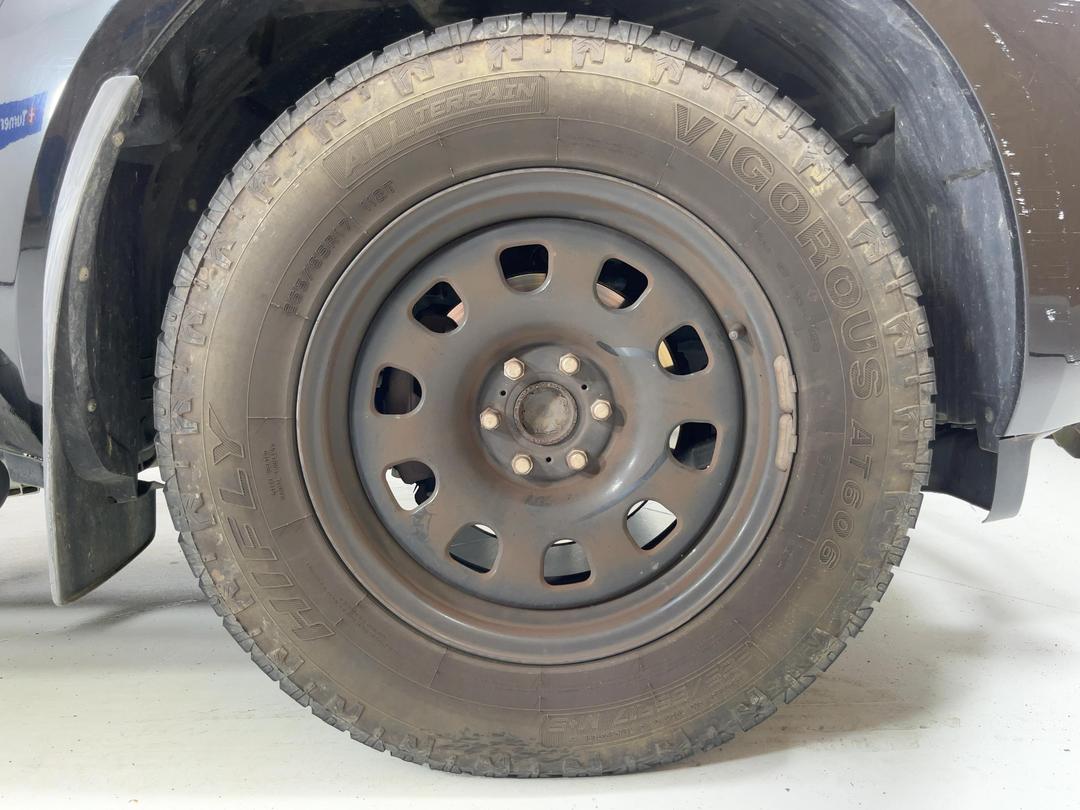 Photo '9' of Nissan Navara