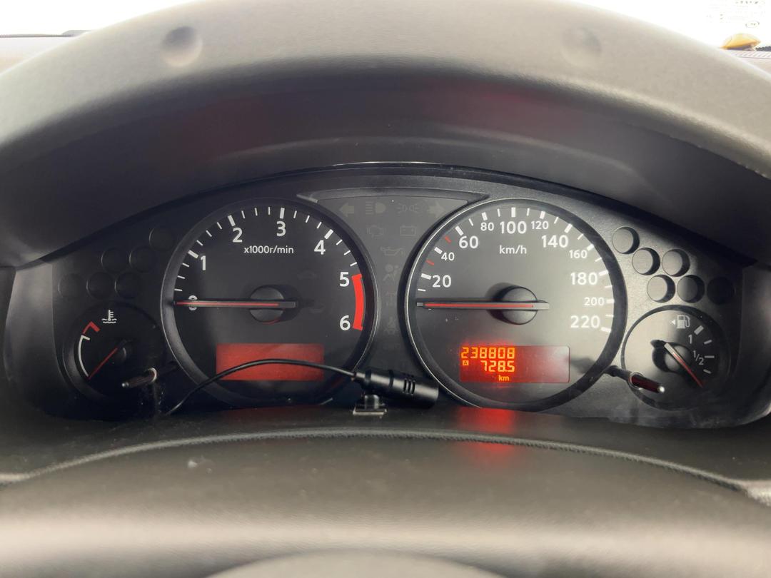 Photo '20' of Nissan Navara