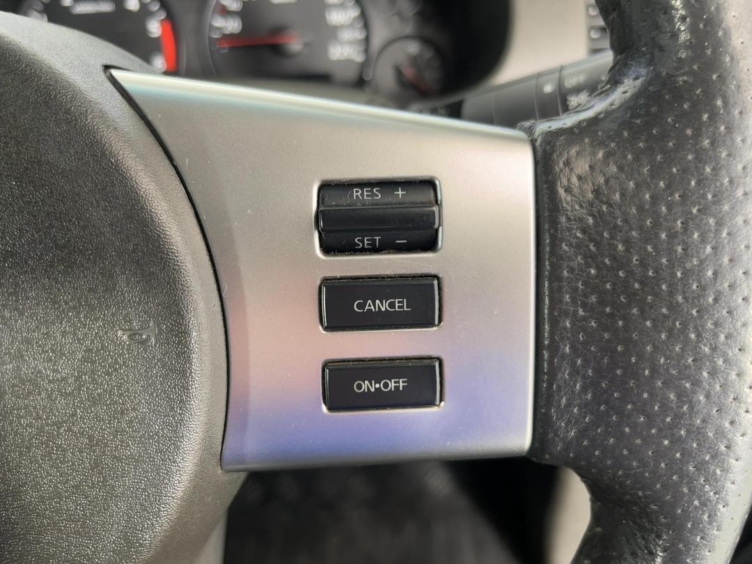 Photo '22' of Nissan Navara