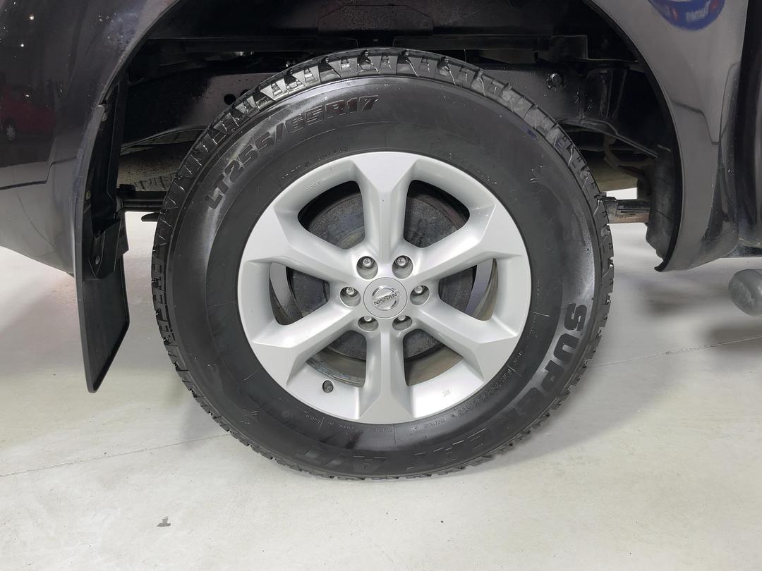 Photo '12' of Nissan Navara