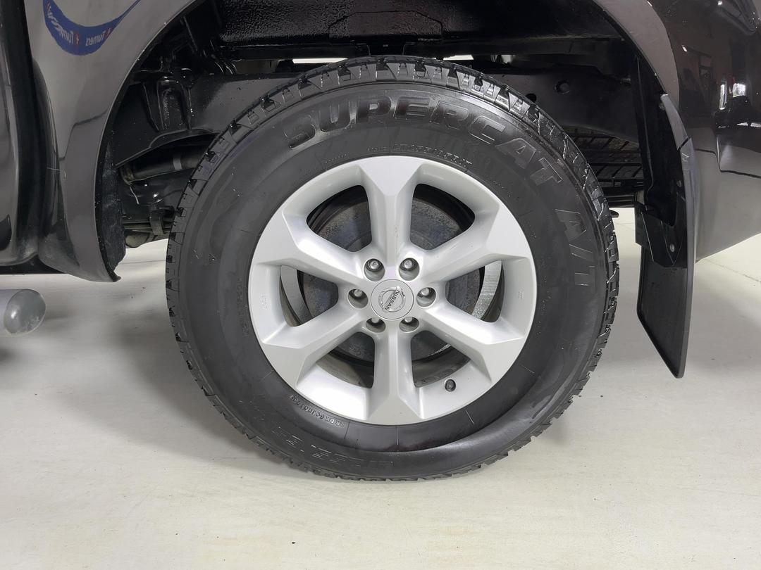 Photo '11' of Nissan Navara