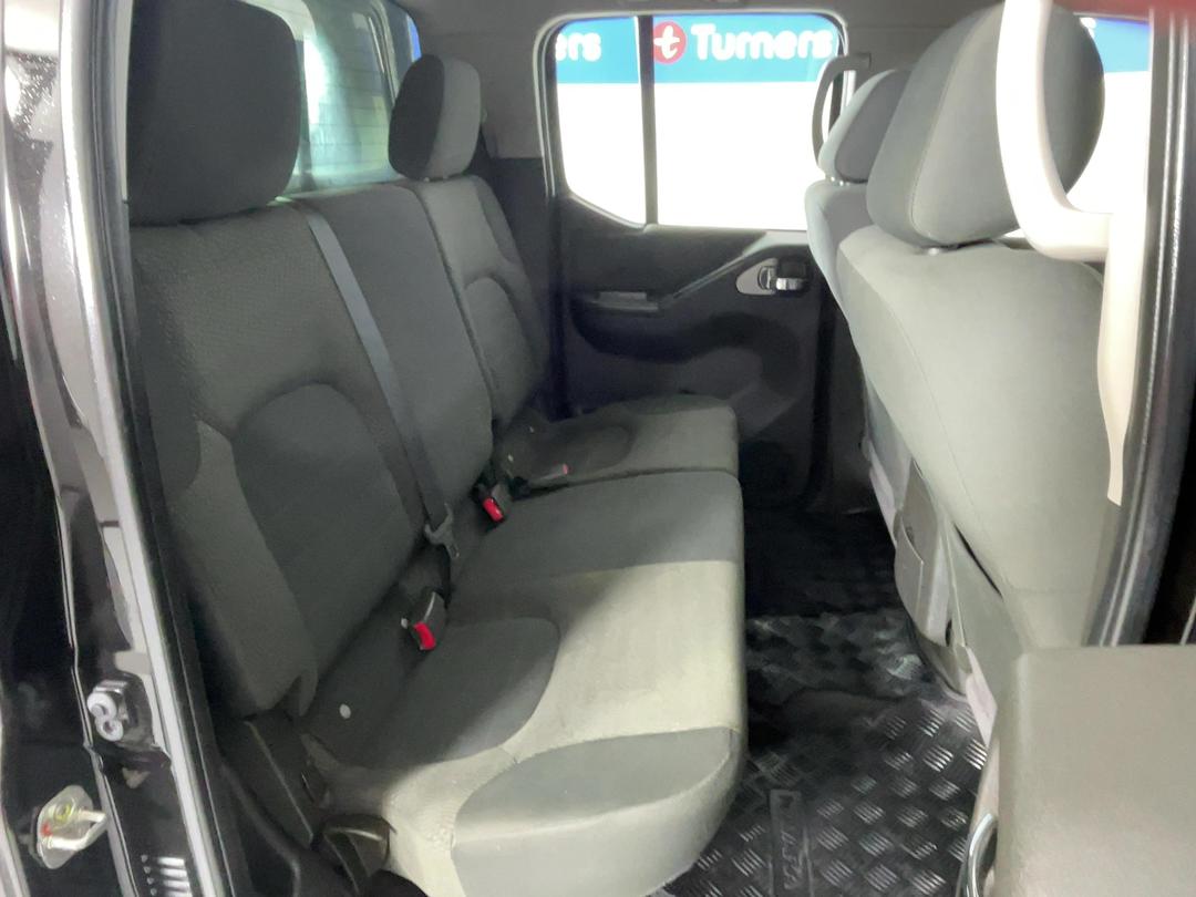 Photo '20' of Nissan Navara