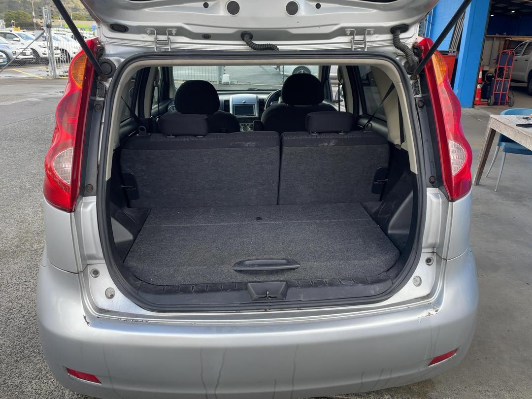 Photo '12' of Nissan Note Photo '12' of Nissan Note
