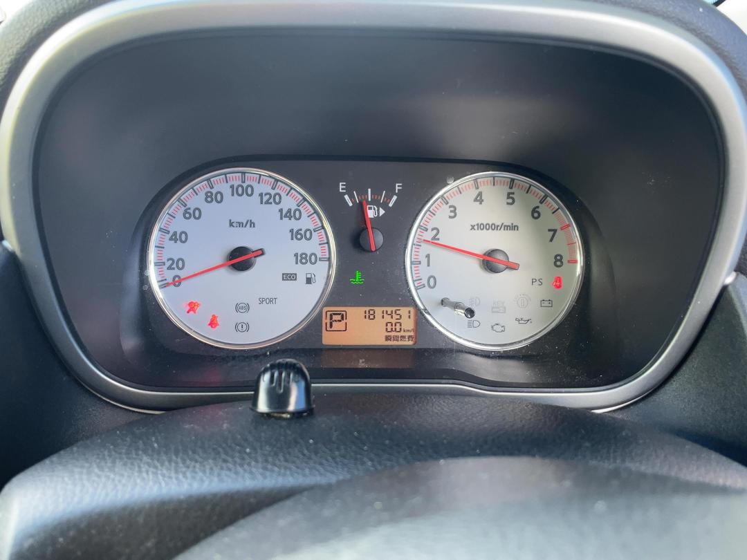 Photo '19' of Nissan Note Photo '19' of Nissan Note