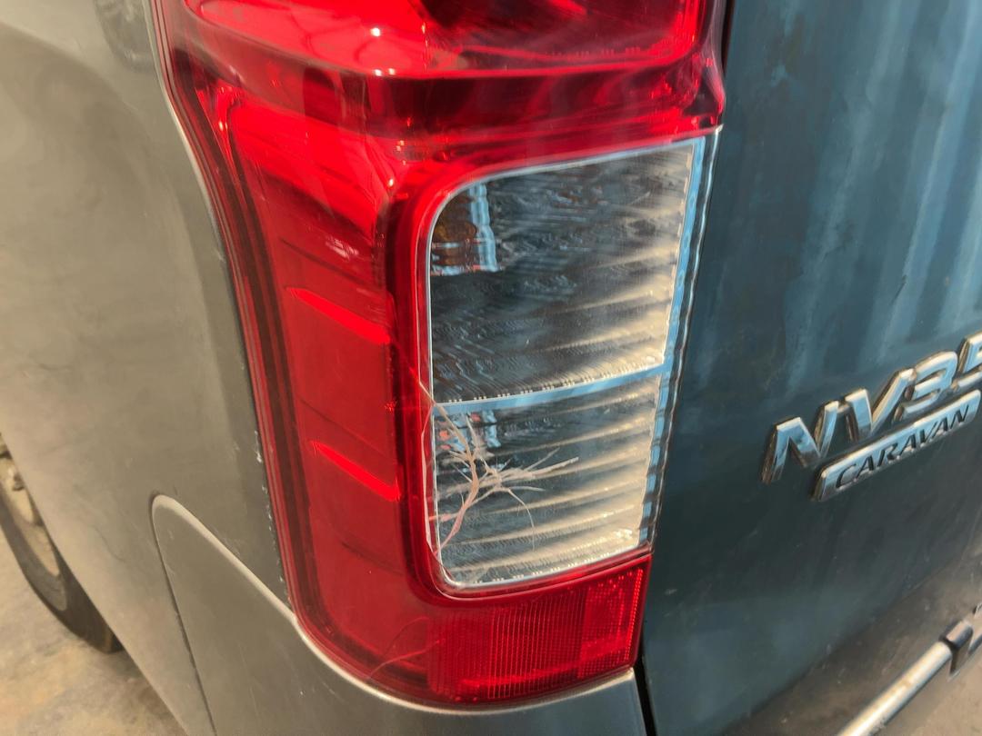 Photo '16' of Nissan NV350 Caravan Photo '16' of Nissan NV350 Caravan