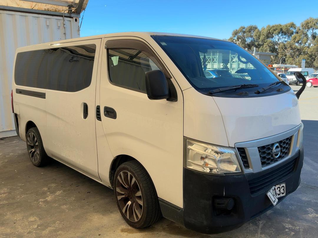 Photo '3' of Nissan NV350 Caravan Photo '3' of Nissan NV350 Caravan