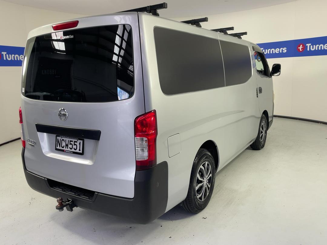 Photo '7' of Nissan NV350