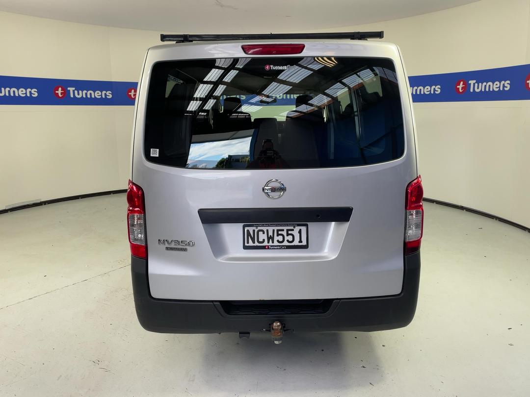 Photo '6' of Nissan NV350