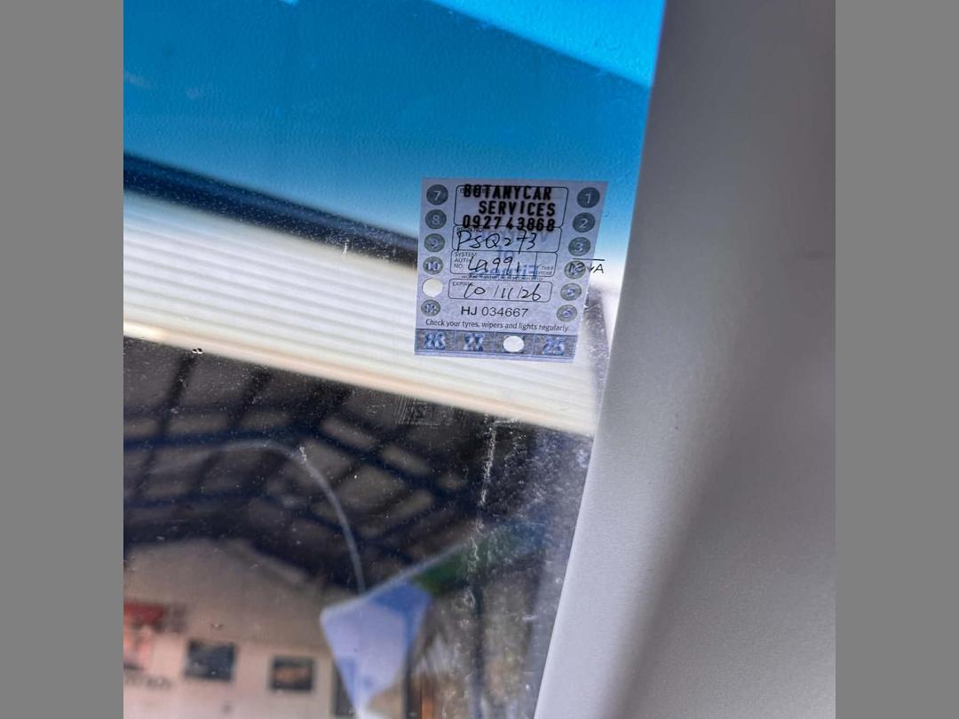 Photo '15' of Nissan Serena Hybrid