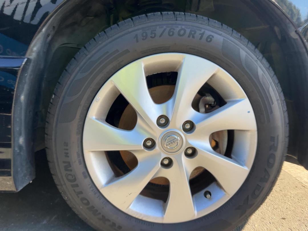 Photo '15' of Nissan Serena