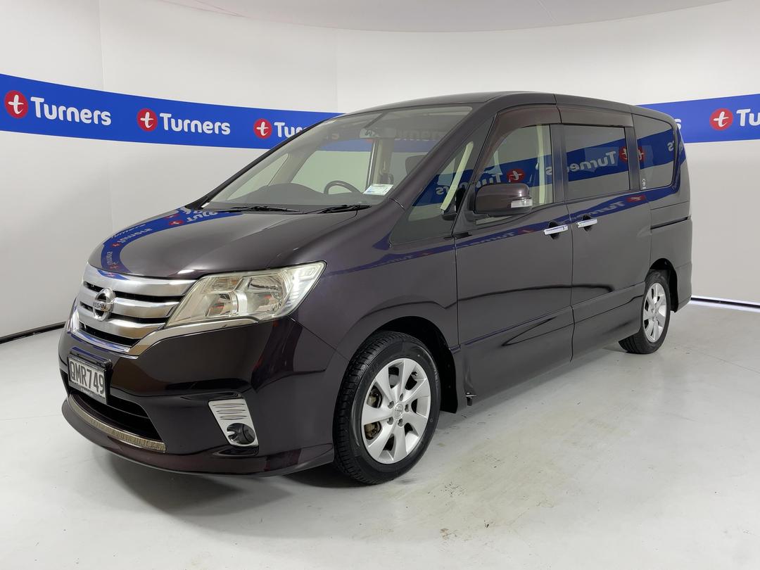Photo '4' of Nissan Serena