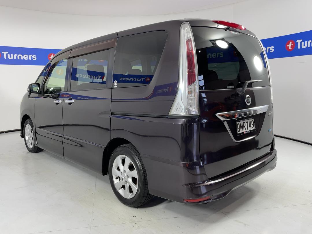 Photo '5' of Nissan Serena