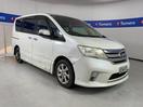 Thumbnail '1' of Nissan Serena