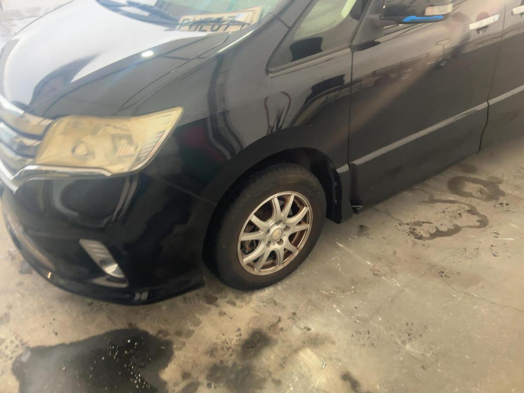 Photo '6' of Nissan Serena Photo '6' of Nissan Serena