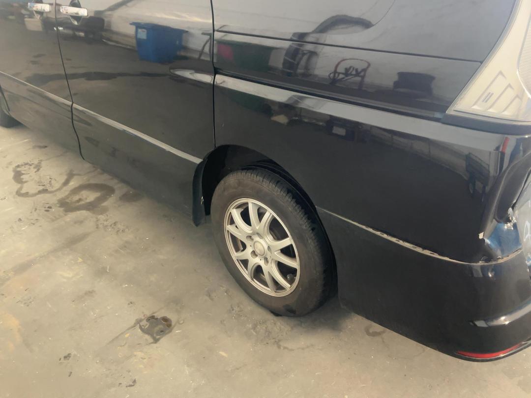 Photo '10' of Nissan Serena Photo '10' of Nissan Serena