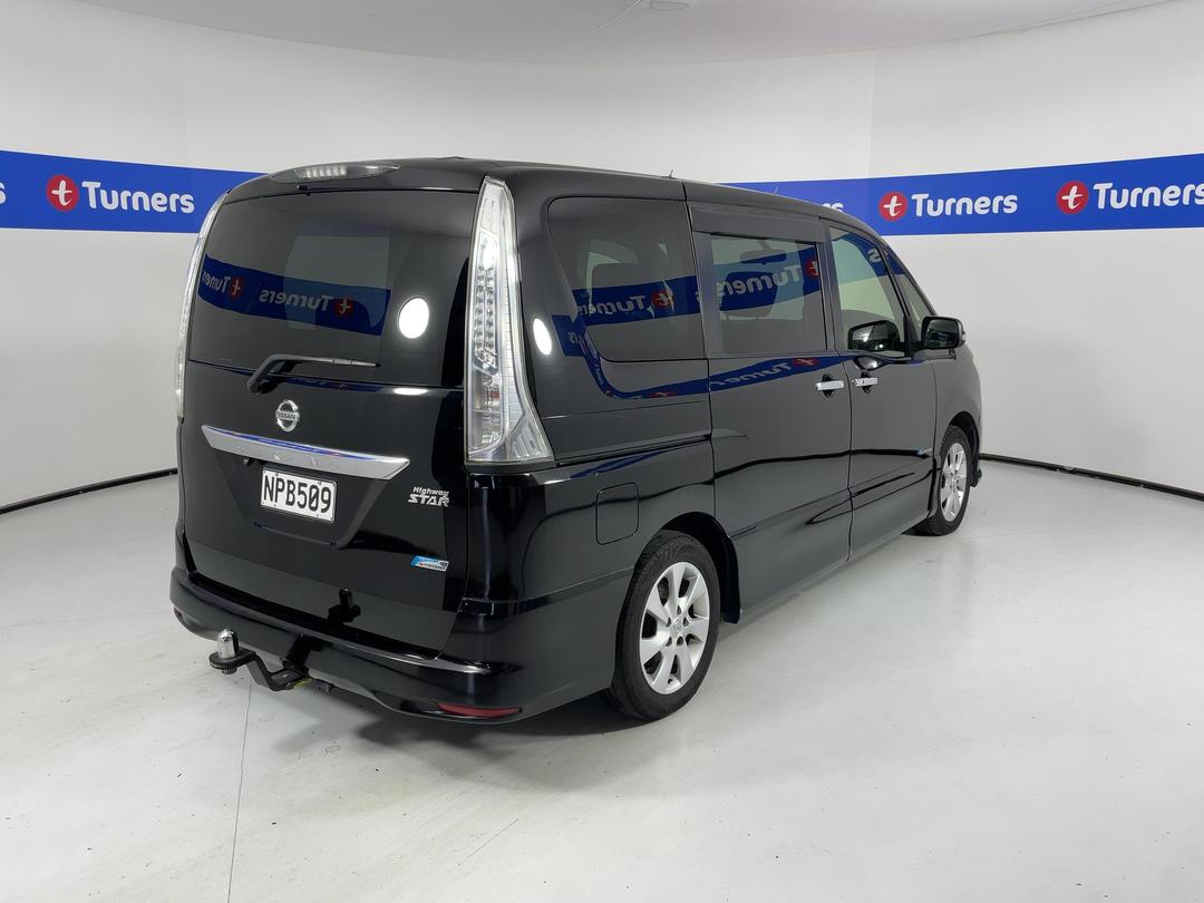 Photo '7' of Nissan Serena