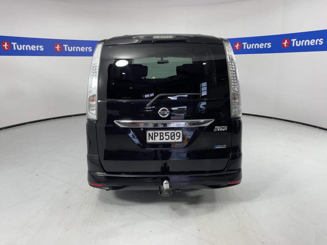 Photo '6' of Nissan Serena