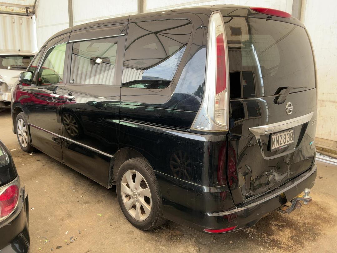 Photo '6' of Nissan Serena Highway Star Photo '6' of Nissan Serena Highway Star
