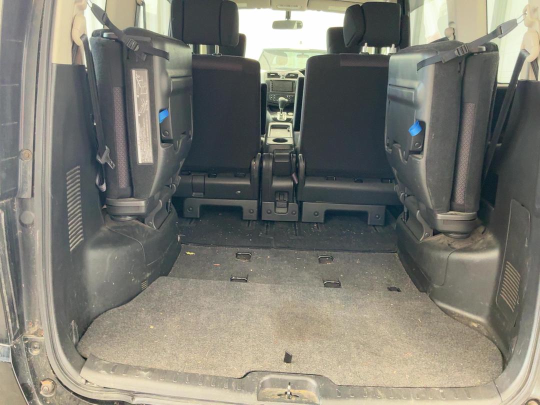 Photo '7' of Nissan Serena Highway Star Photo '7' of Nissan Serena Highway Star