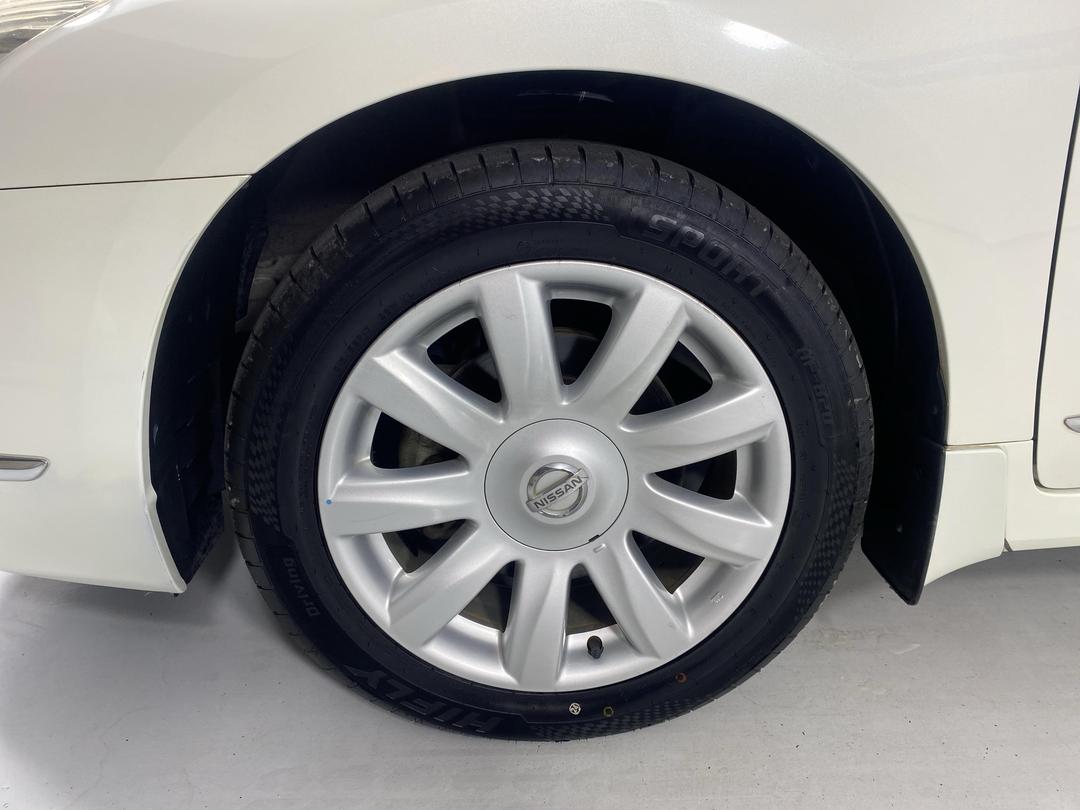 Photo '10' of Nissan Teana