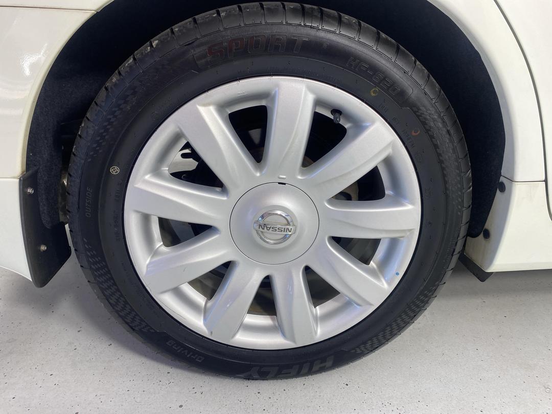 Photo '12' of Nissan Teana