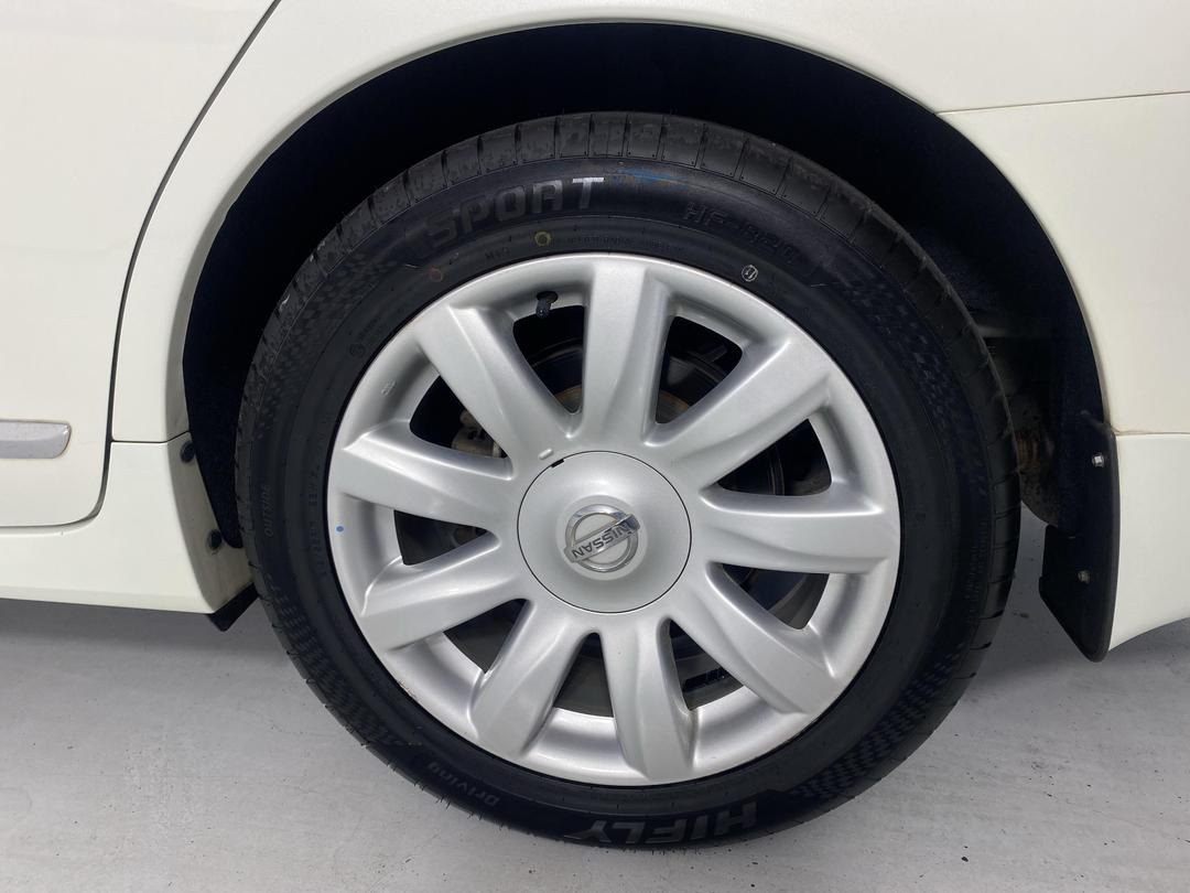 Photo '11' of Nissan Teana