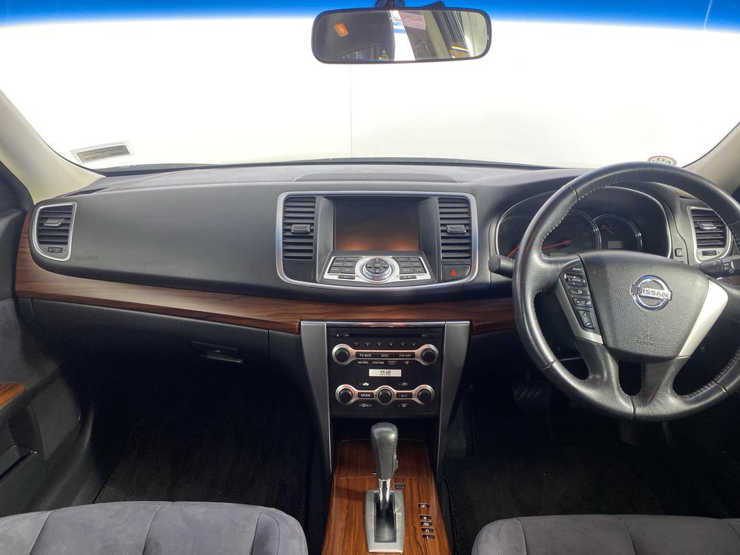 Photo '17' of Nissan Teana