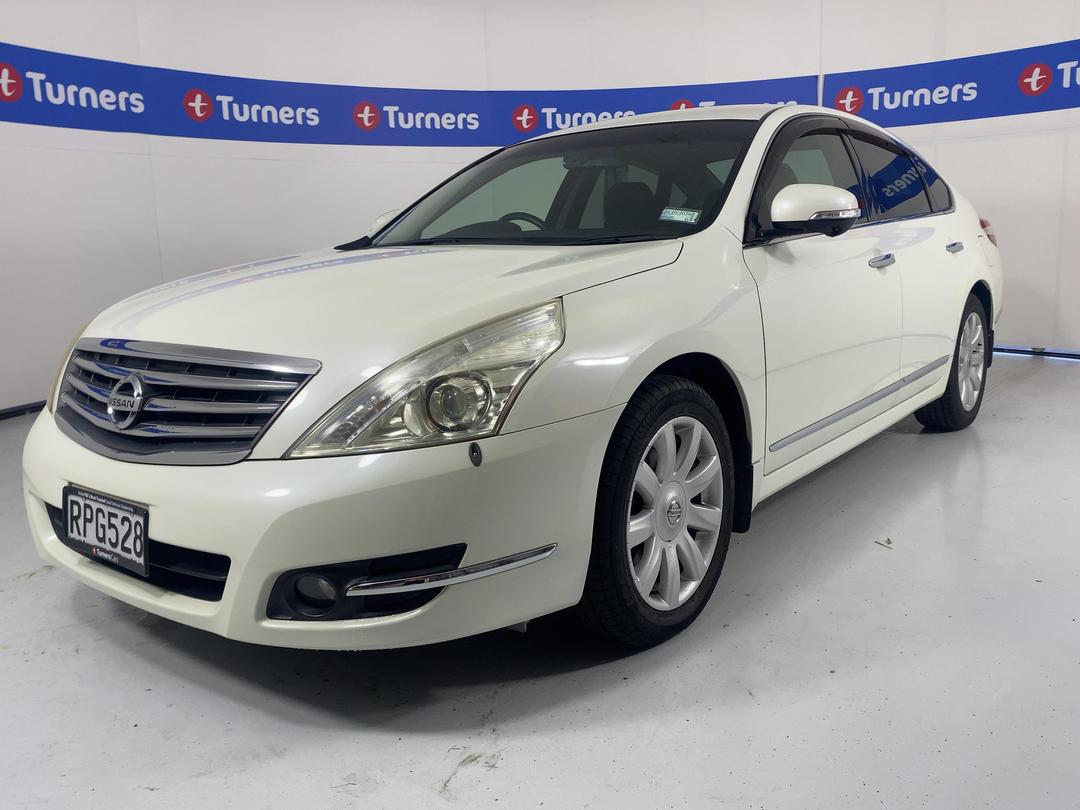 Photo '4' of Nissan Teana