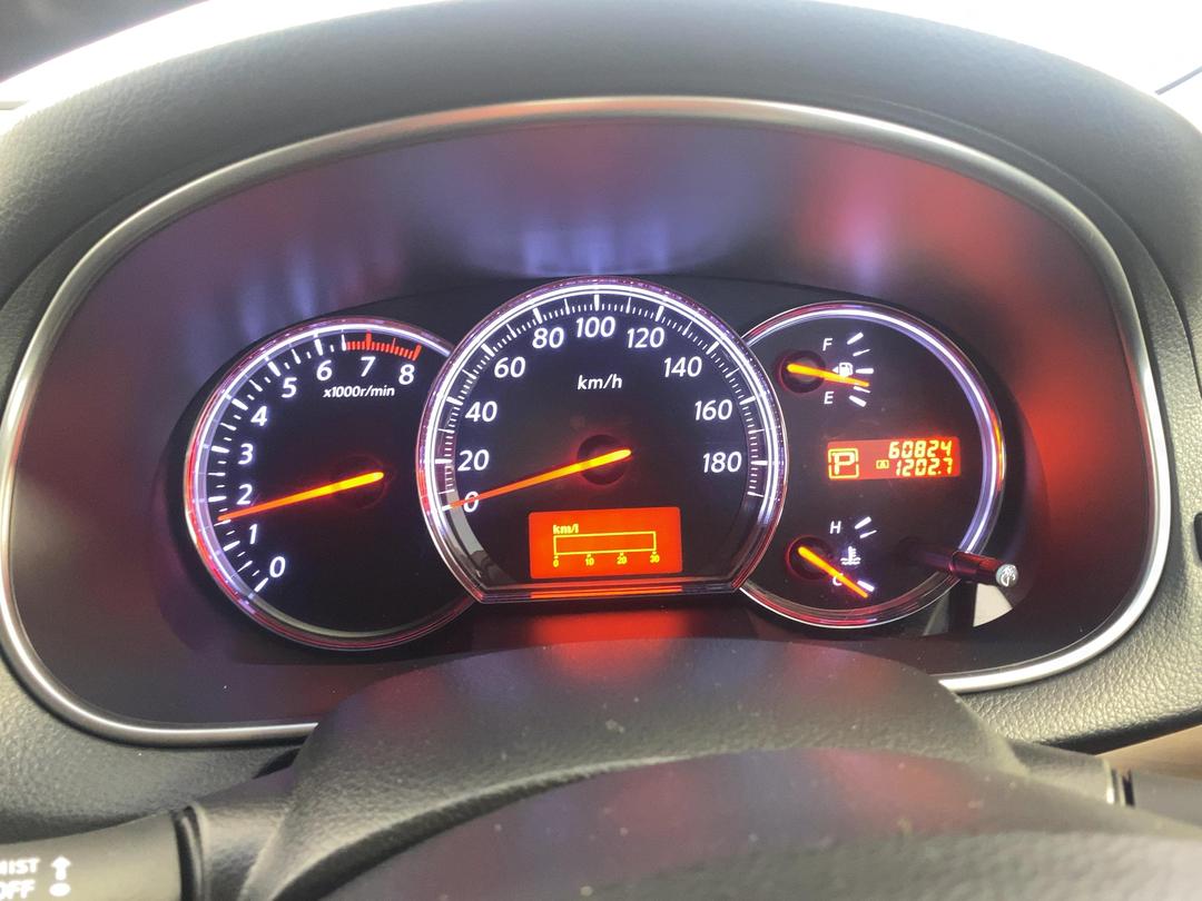 Photo '21' of Nissan Teana