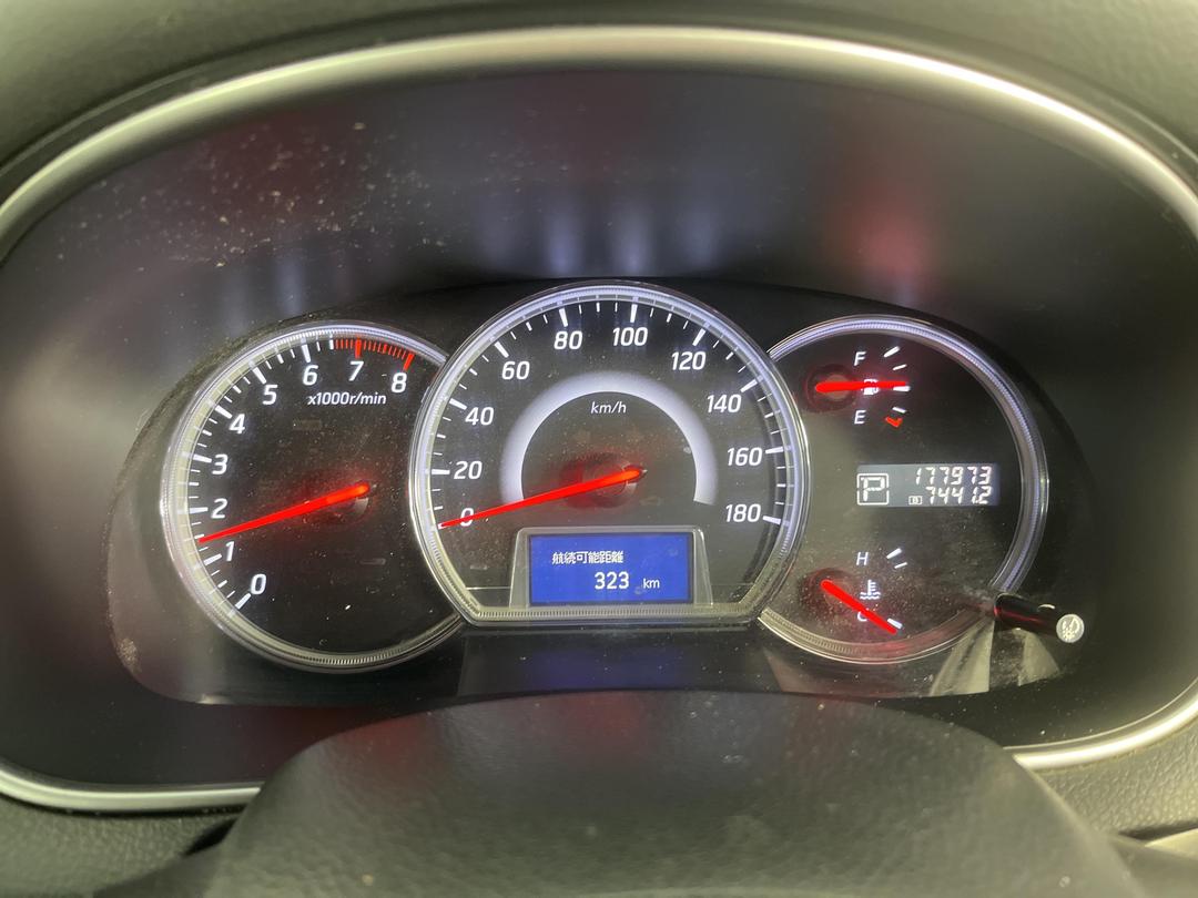 Photo '21' of Nissan Teana