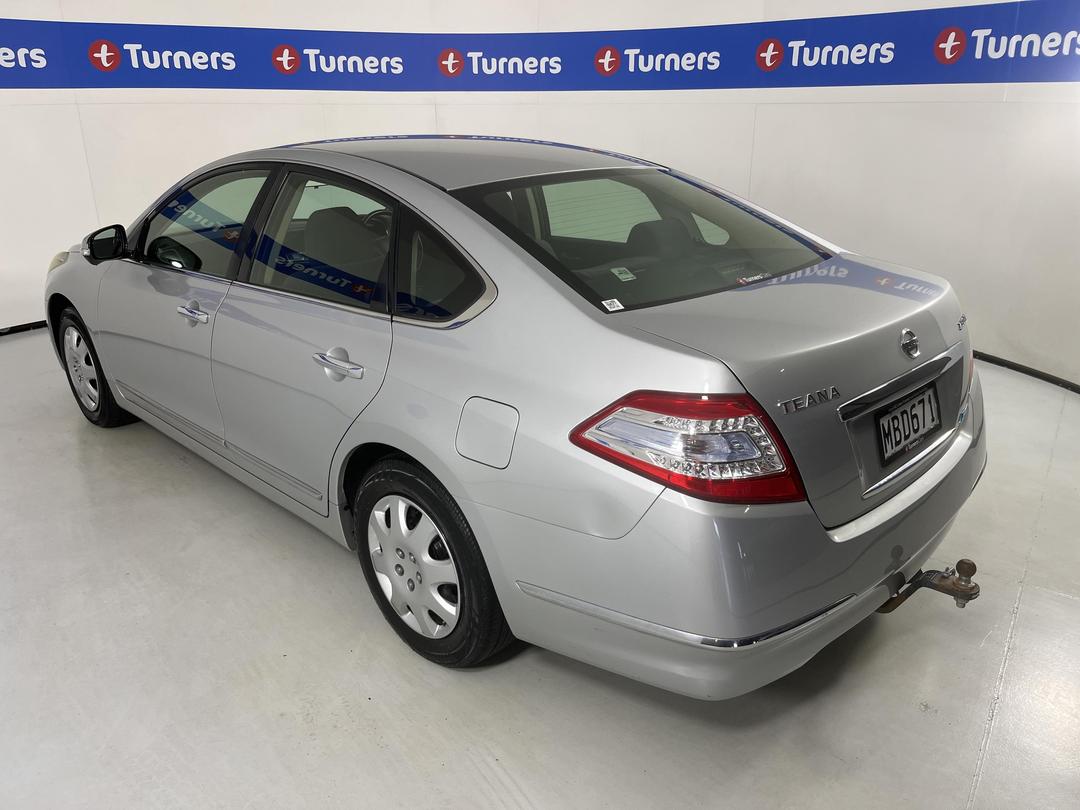 Photo '5' of Nissan Teana