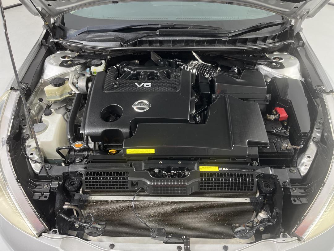 Photo '13' of Nissan Teana