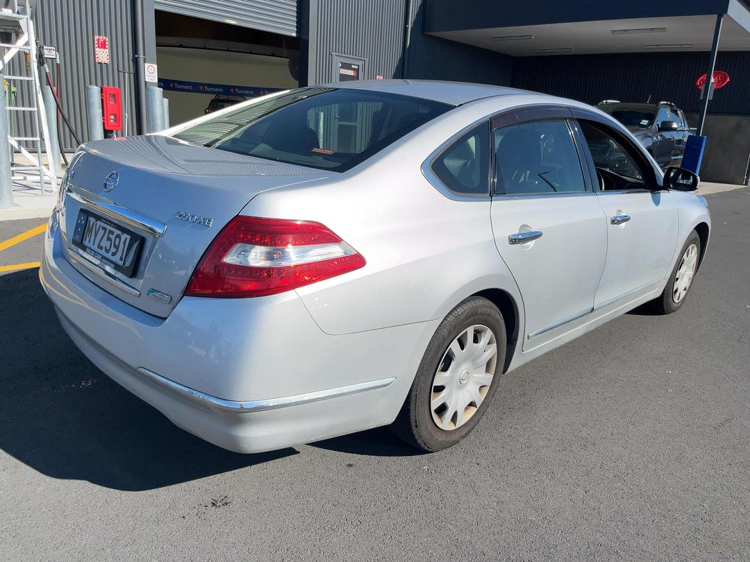 Photo '7' of Nissan Teana