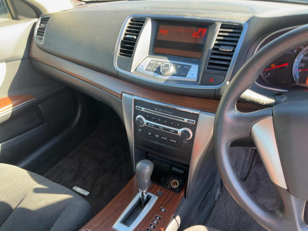 Photo '15' of Nissan Teana