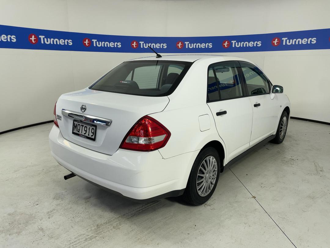 Photo '7' of Nissan Tiida