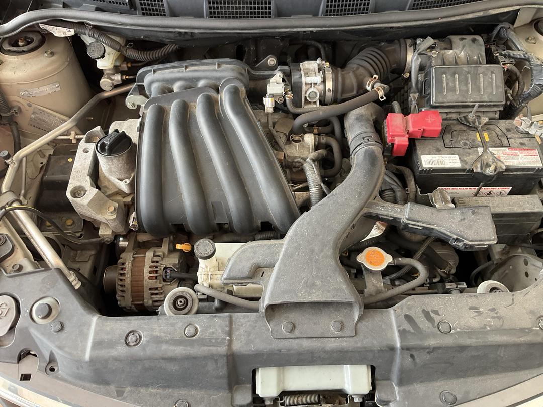 Photo '15' of Nissan Tiida