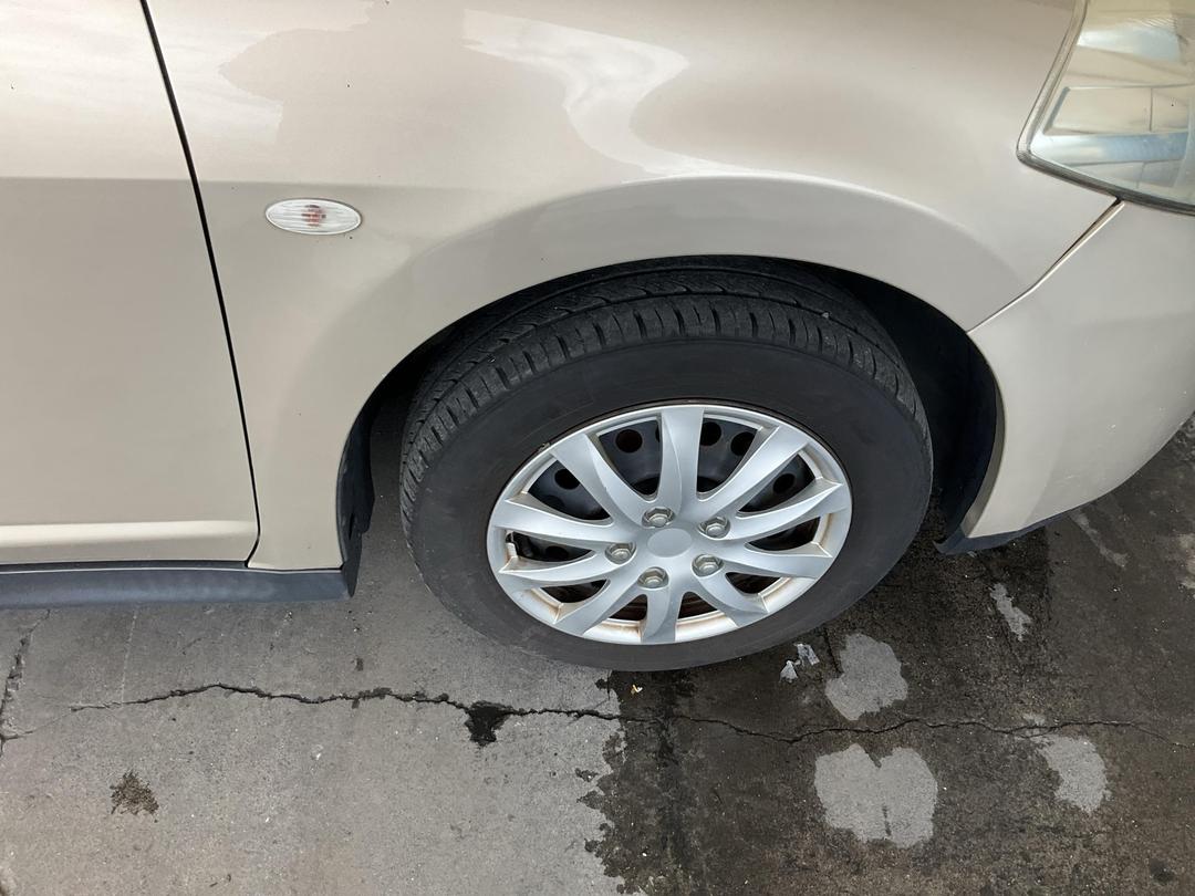 Photo '20' of Nissan Tiida