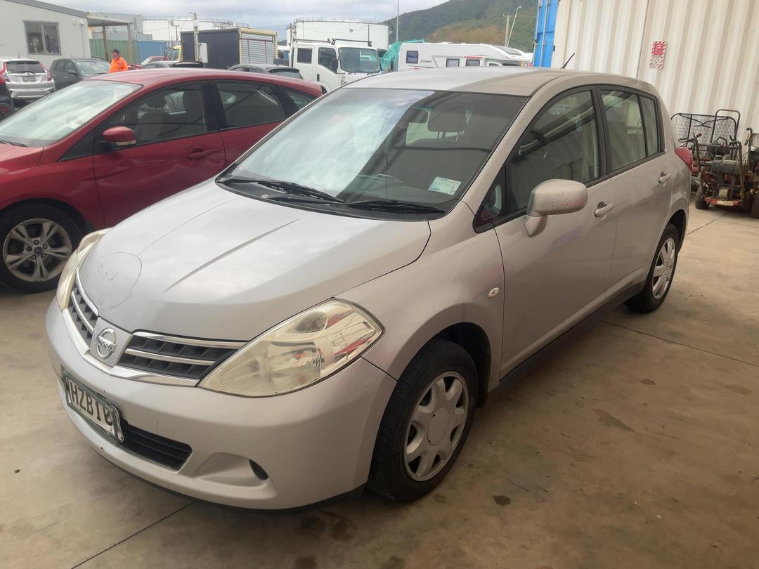 Photo '3' of Nissan Tiida