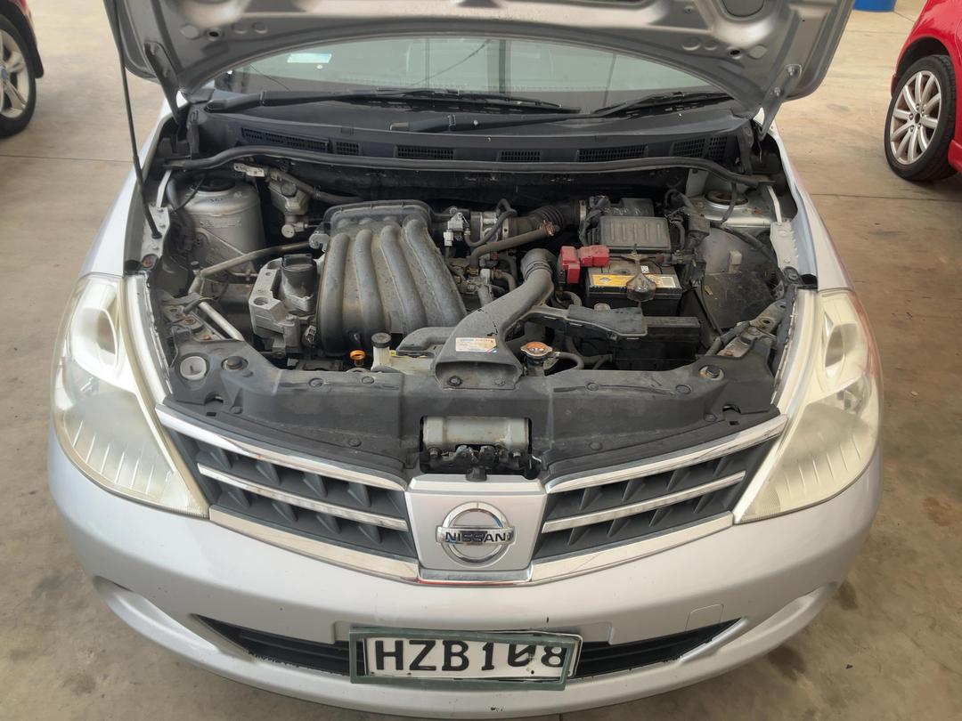 Photo '14' of Nissan Tiida