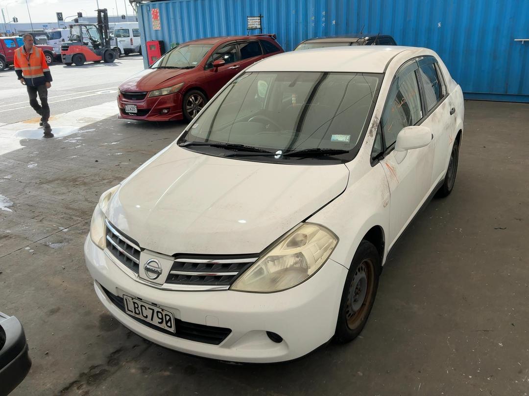 Photo '6' of Nissan Tiida Latio