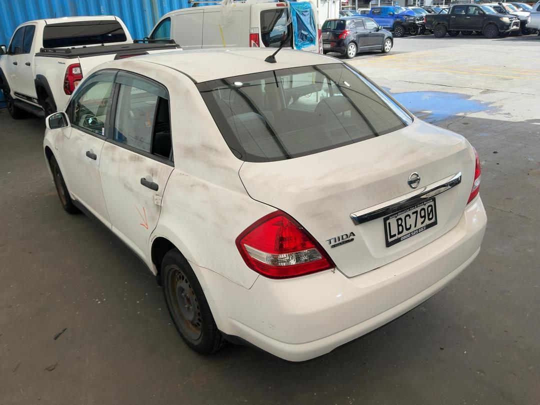 Photo '8' of Nissan Tiida Latio