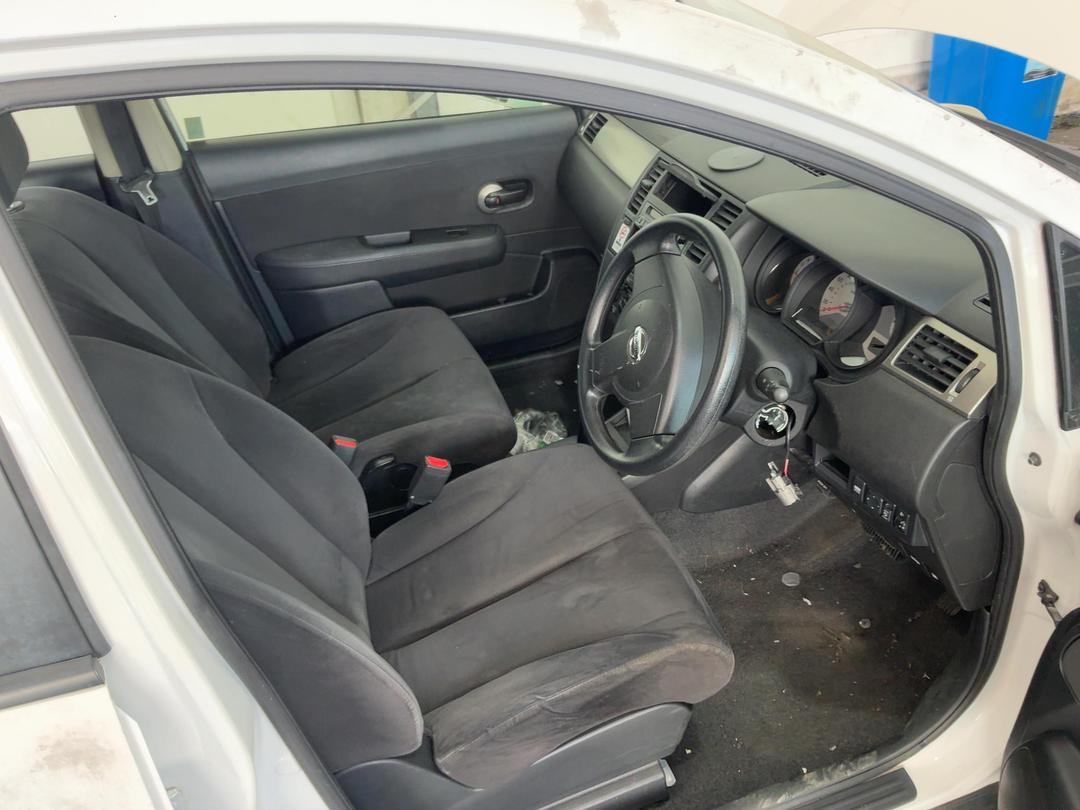 Photo '19' of Nissan Tiida Latio