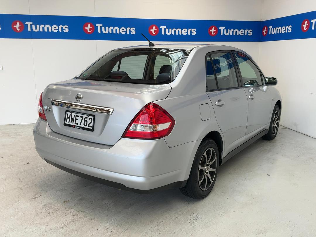 Photo '7' of Nissan Tiida