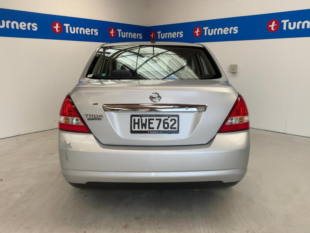 Photo '6' of Nissan Tiida