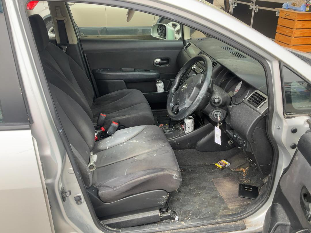 Photo '18' of Nissan Tiida Photo '18' of Nissan Tiida