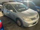 Thumbnail '2' of Nissan Tiida